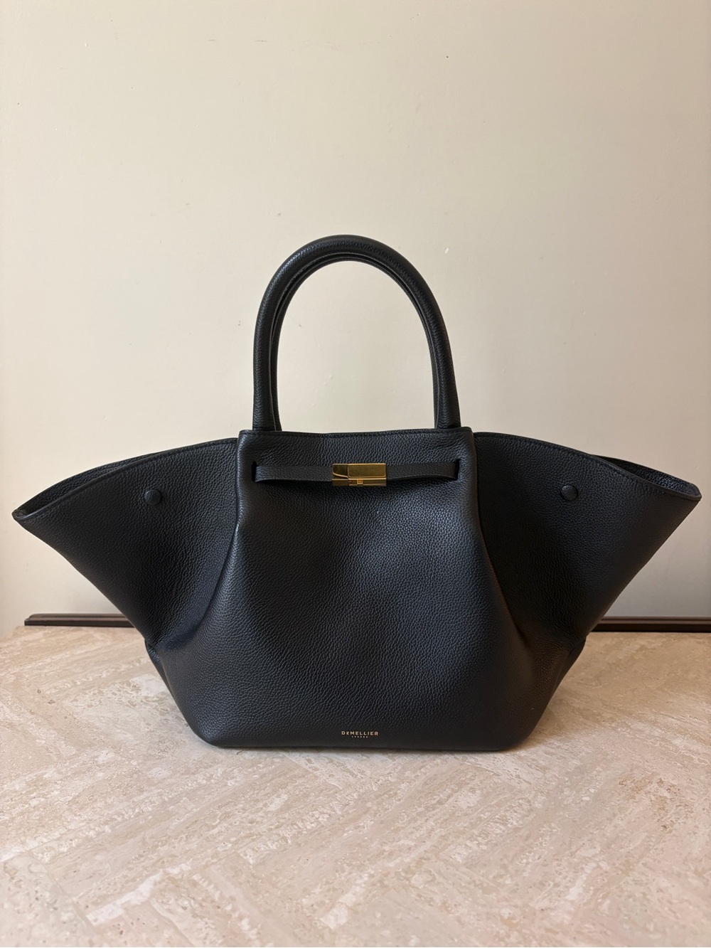 Demellier New York Midi in Black Small Grain